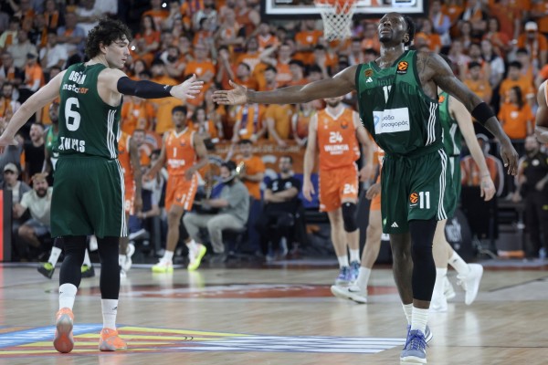 El Panathinaikos denuncia ataques, acoso y un intento de detención ilegal de su presidente