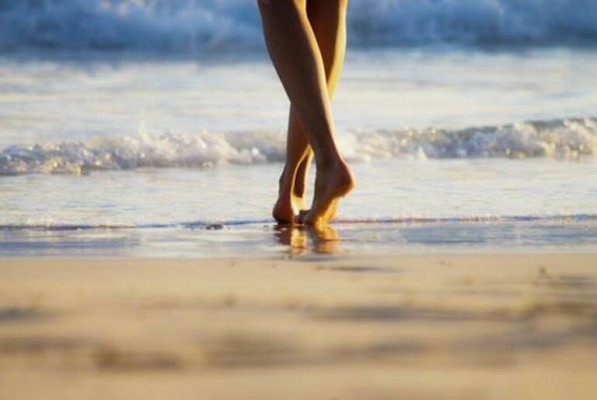 Los pies sufren en verano y los podólogos dan sus claves para cuidarlos mejor
