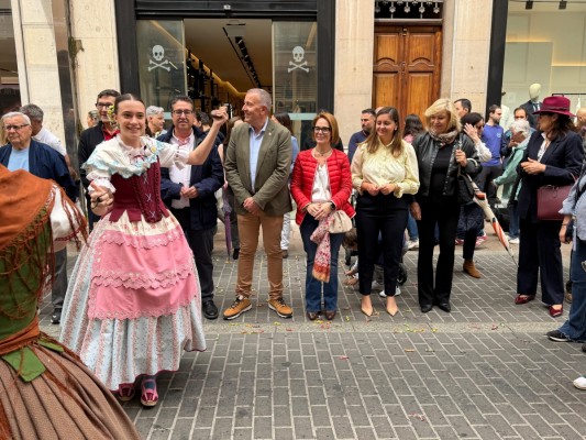 Color, música y tradición: Castelló celebra el 