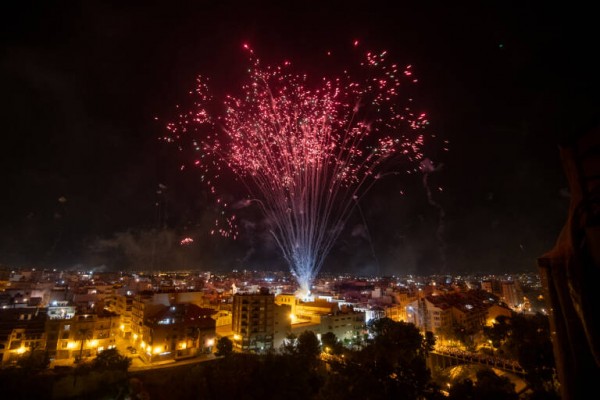 Elche sigue despachando contratos de Fiestas: 120.000 euros del Hort de Baix, castillo, puntos violeta...