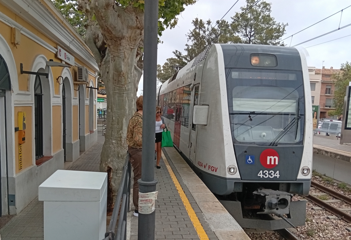 Foios abre el plazo para solicitar las becas de transporte para estudios postobligatorios