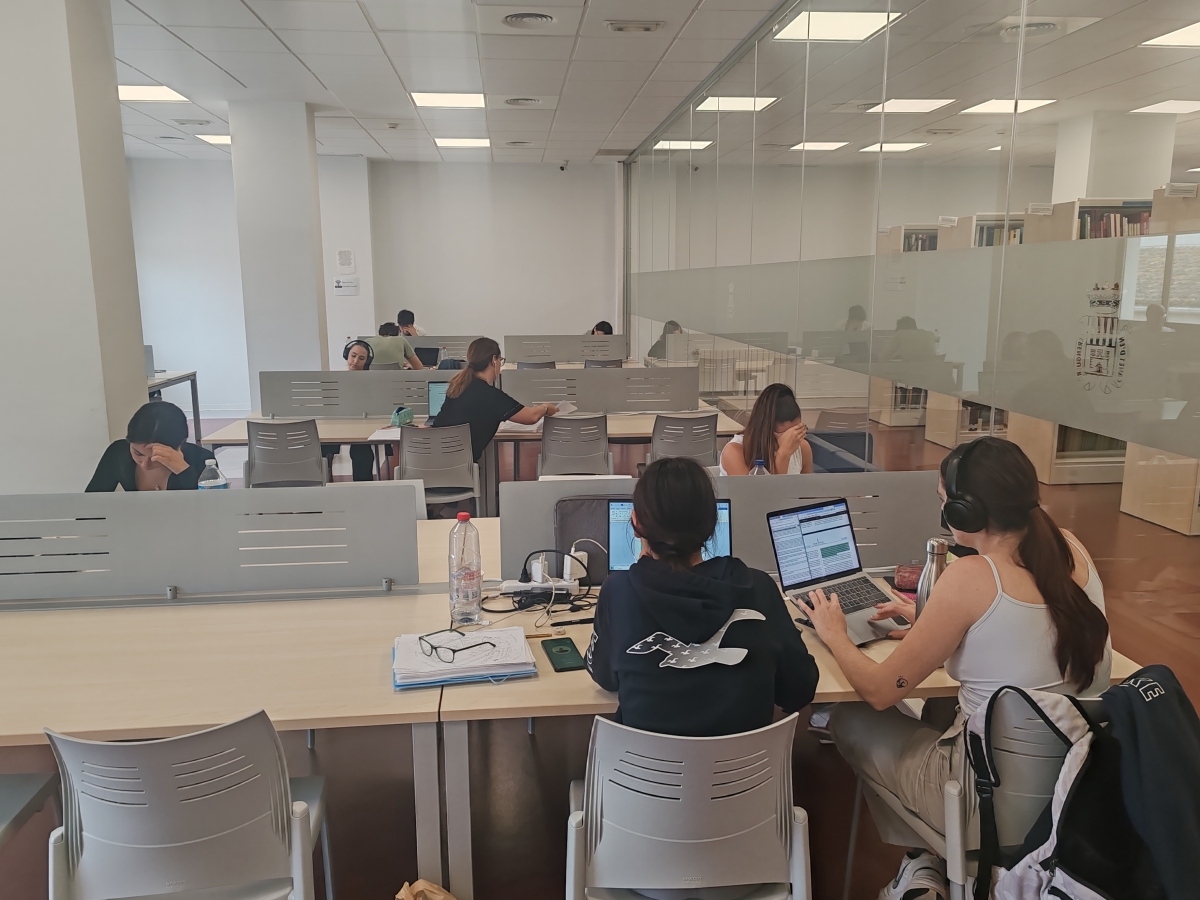 Canet d'en Berenguer somete a votación el horario especial de la biblioteca en vísperas de los exámenes