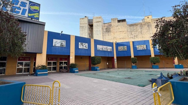 Benidorm destina medio millón de euros a la Plaza Manizales para resolver los problemas de filtraciones