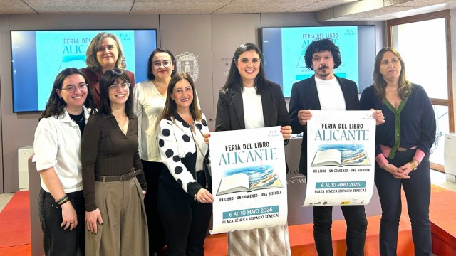 La Feria del Libro de Alicante reúne a Lorenzo Silva, Luz Gabás y Marta Robles este miércoles