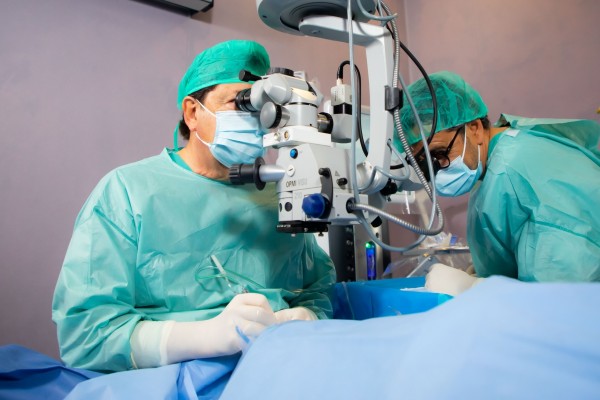 Vithas consolida su apoyo a la innovación en salud visual como patrocinadores de Optoinnova