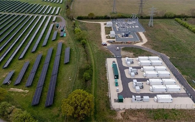 Lightsource bp amplía su apuesta energética en Onda: 62 millones para un proyecto híbrido de fotovoltaica y baterías