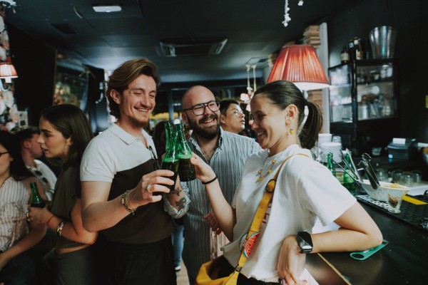Cervezas Alhambra presenta 'Murcia en Vinilo', un formato que sitúa el sonido analógico en el centro de la escucha