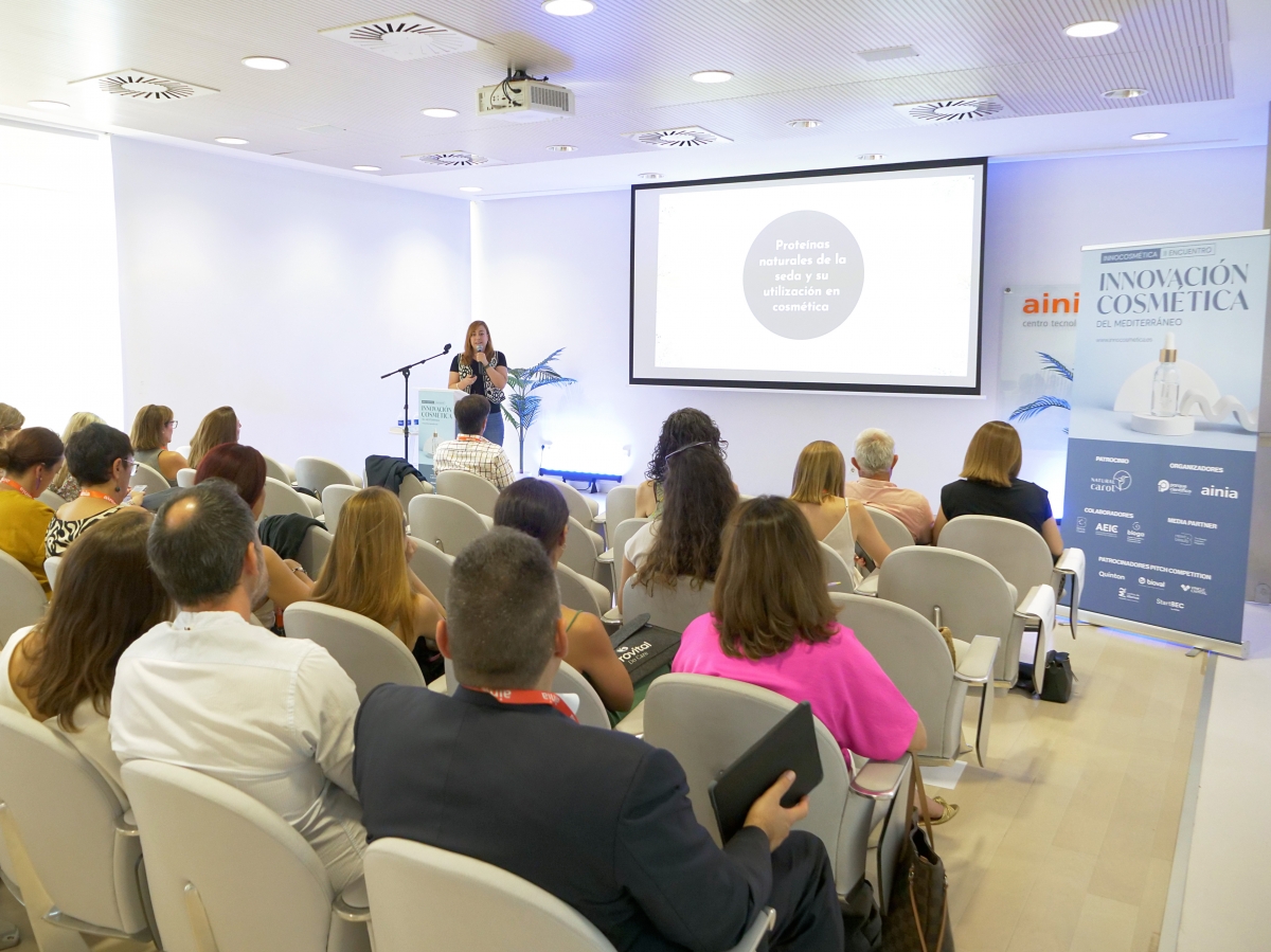 El IV Foro de Innovación Cosmética organizado por el PCUMH y Ainia analiza los retos de la cosmética