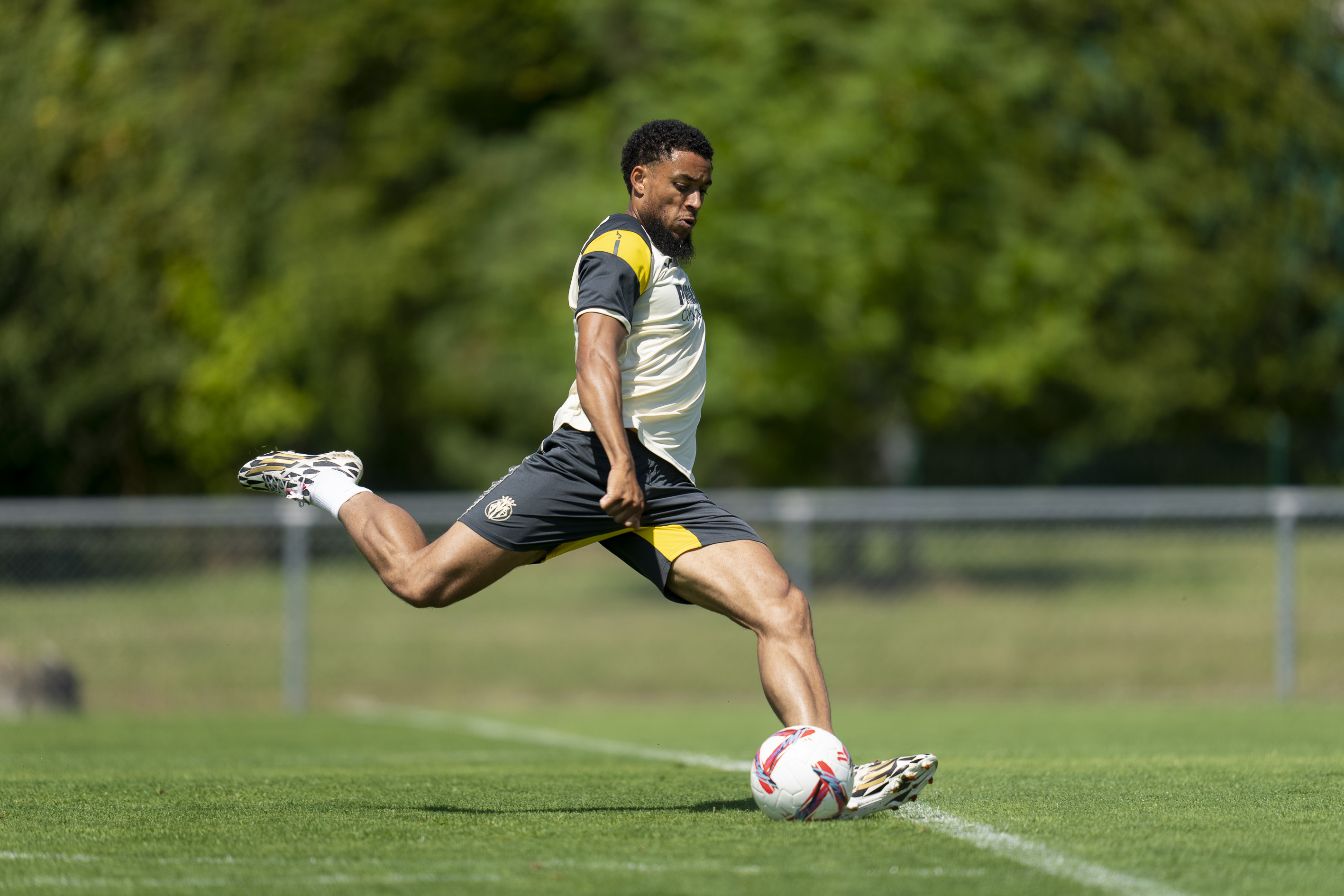 La redención de Danjuma: convence a Marcelino y se gana una nueva oportunidad en el Villarreal