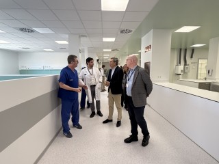 El Consell anuncia 20 puntos CAU 24 horas hasta 2028 y un centro autonómico para pacientes de ELA