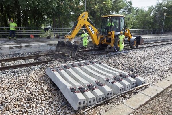 Adif encara la última fase del corredor entre Castelló y Vandellòs: licita el cambio de ancho, que estará en 2027