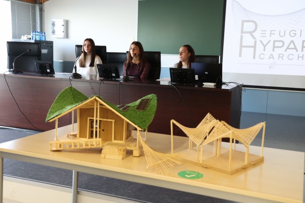 Un innovador refugio ecológico con forma de paraboloide triunfa en la Olimpiada de Ingeniería de la Edificación