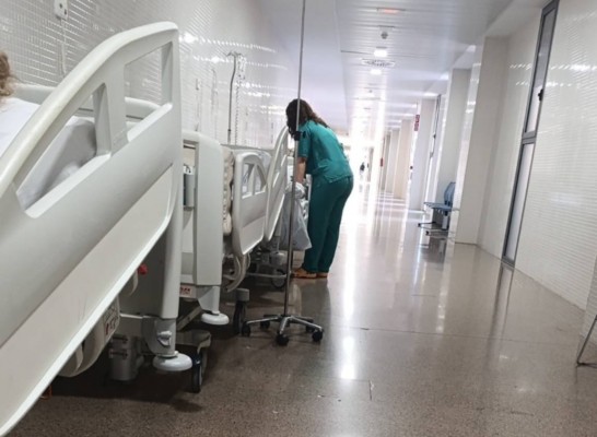El PSOE carga contra la gestión sanitaria en Cartagena por el hacinamiento en Urgencias del Santa Lucía