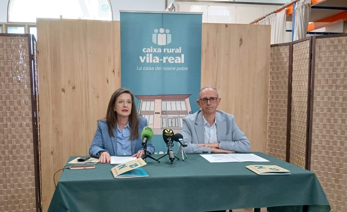 Sonia Sánchez, presidenta de Caixa Rural Vila-real, y Manuel Cubertorer, director general. 