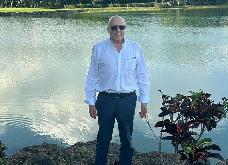 Tomás Olivo no descansa y se embolsa otros 172 millones de beneficio neto con Galerías Comerciales