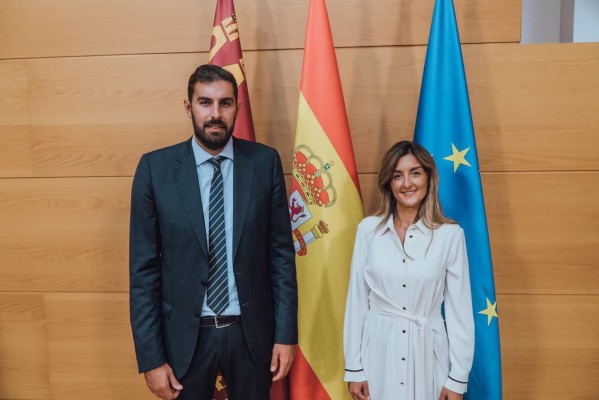 Aída Peñalver se incorpora al CEP como responsable territorial de Vox en la Región