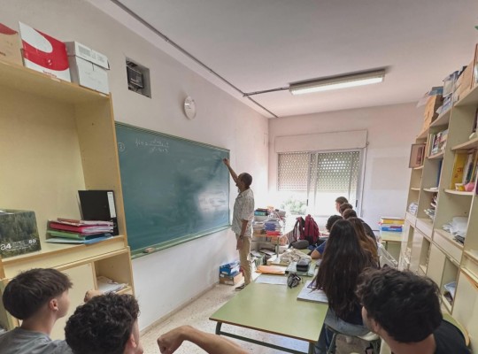 Matemáticas en un despacho: la última denuncia de la Plataforma educativa de Playa de San Juan