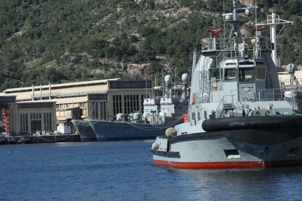 La Armada confía a la cartagenera Camar la limpieza técnica de sus buques 