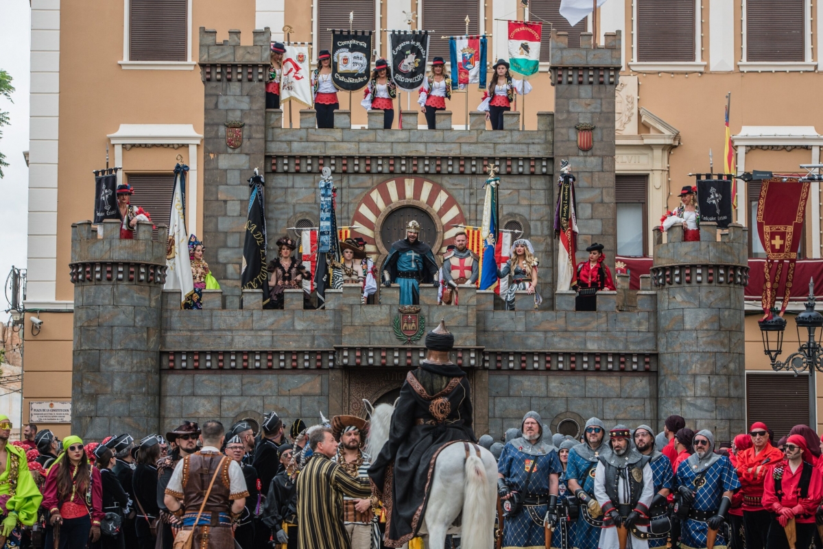 Los Moros y Cristianos de Elda logran la declaración de Fiesta de Interés Turístico Internacional