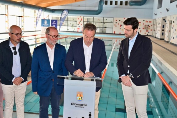 El Campello culmina el último trámite para abrir la piscina cubierta y el complejo deportivo en julio