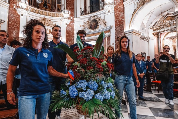 El Levante visita la Basílica de los Desamparados