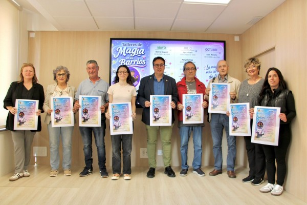 Castelló programa doce talleres de magia en los barrios de la ciudad durante el verano y hasta octubre