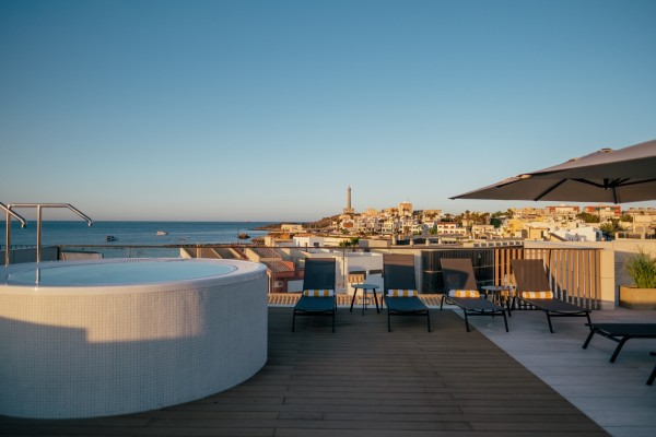 Cabo de Palos sigue de moda: los hoteles vaticinan un 