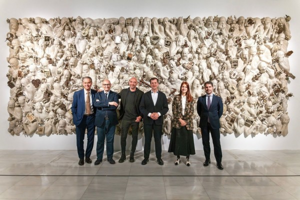 El monumental friso de Lidó Rico sobre la identidad de Murcia desembarca en la prestigiosa Alcalá 31 de Madrid