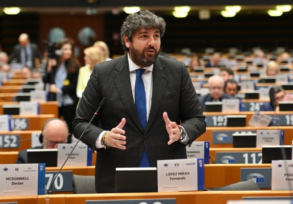López Miras propone en Bruselas la creación de una Unidad de Formación en Emergencias para la Unión Europea