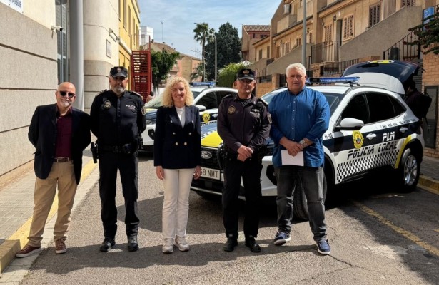 El Ayuntamiento de Meliana incorpora dos nuevos vehículos híbridos para reforzar la Policía Local 