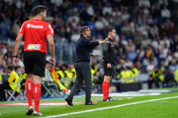 Sánchez Flores asegura que no le preocupa jugar 
