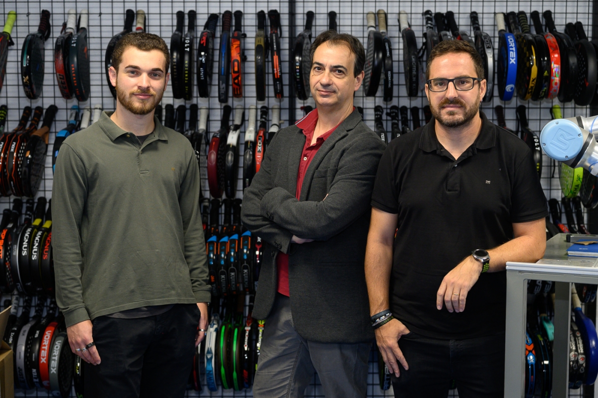Testea Sport Lab, el laboratorio valenciano que pone a prueba palas de pádel para Decathlon, Nox o Siux