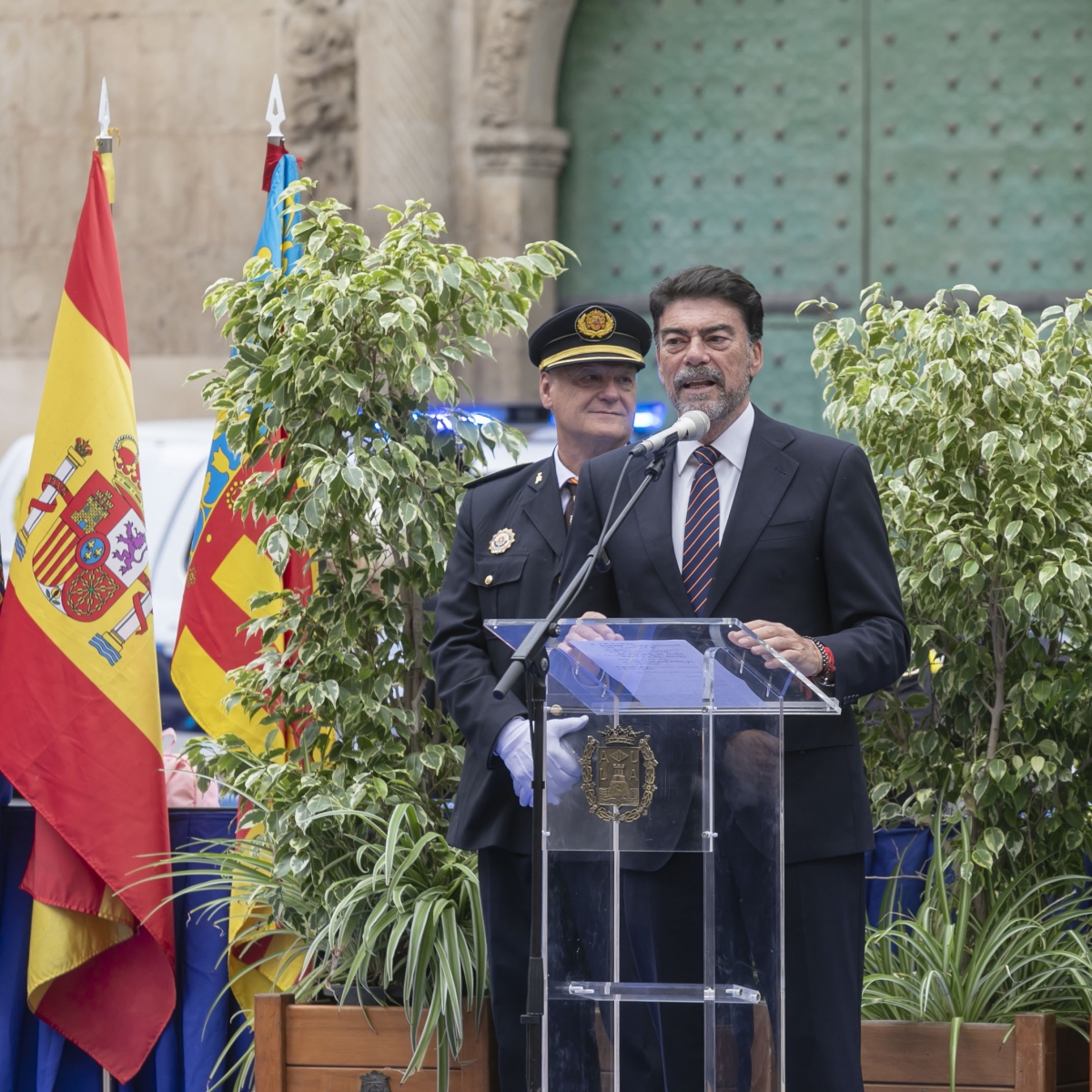 El jefe de la Policía Local de Alicante, José María Conesa, se jubila 