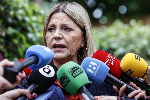 Ortí asegura que le “preocupa” la huelga indefinida y pide a los sindicatos retomar la negociación