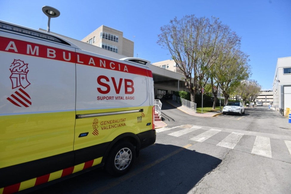 Hospital de Sant Joan d Alacant, donde se ha producido el ingreso por sospecha de hantavirus. - Foto: RAFA MOLINA