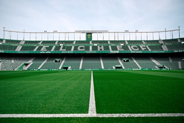 El Elche cierra el plazo de renovaciones con 15.196 abonados, un 20% menos de los que podían hacerlo