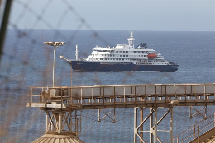 Imagen del MV Hondius