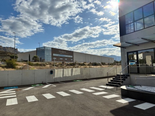 El Consell oferta de más de 38.000 m2 de suelo industrial en Xixona para atraer inversiones