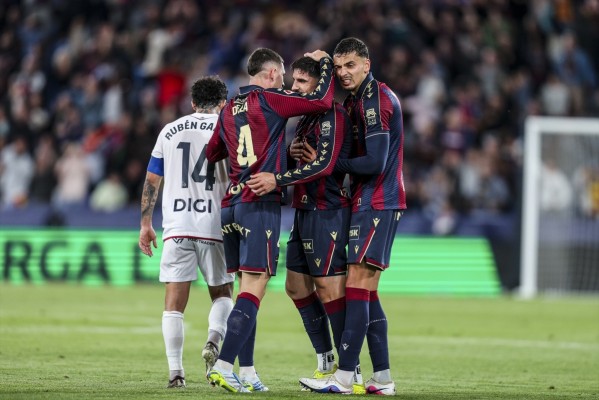 El Levante, con cuatro victorias seguidas en casa, se acerca a su mejor racha histórica