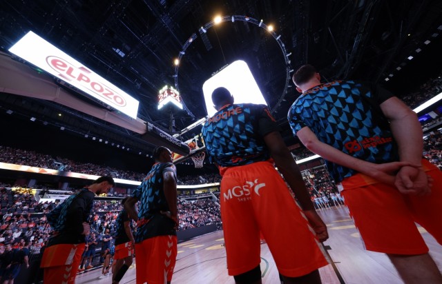 Valencia Basket recibe a Baskonia condicionado por el decisivo duelo ante Panathinaikos