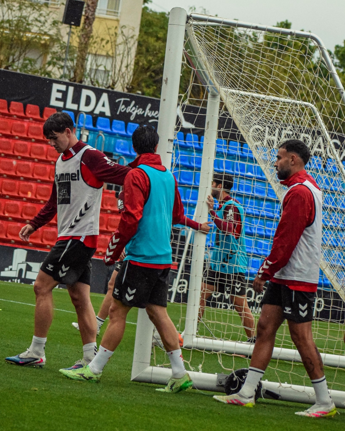El CD Eldense se juega medio ascenso en Sevilla ante un filial ya descendido