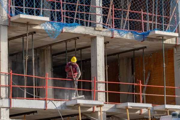 Comprar una casa en la Región requiere dos años y medio menos de sueldo que en el resto de España

