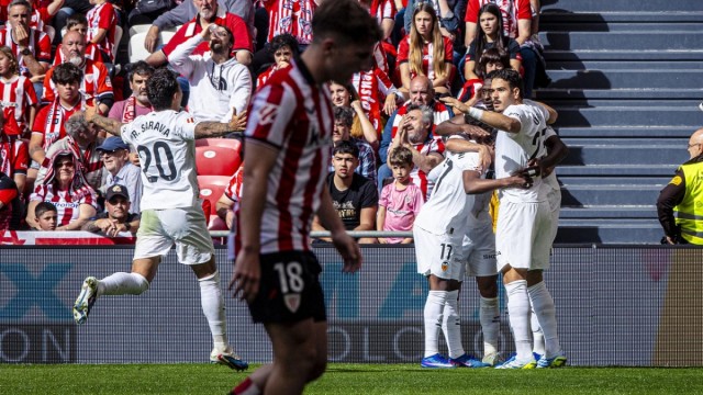 Las notas del Athletic Club 0-1 Valencia CF: Sadiq doma a los 'leones'