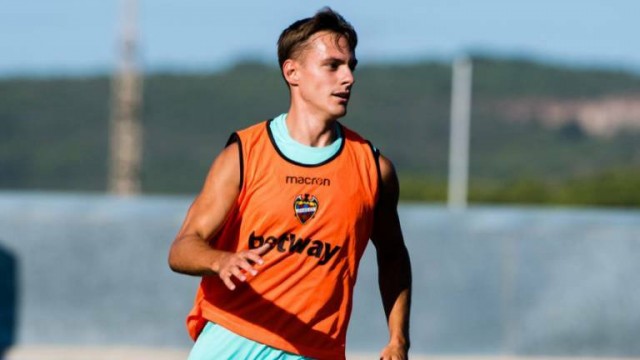 Dani Gómez, en la rampa de salida y sin minutos en los dos últimos amistosos