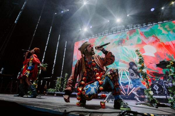 Arde Bogotá, Crystal Fighters, La Casa Azul
y La Plazuela cierran por todo lo alto
Low Festival 2024

