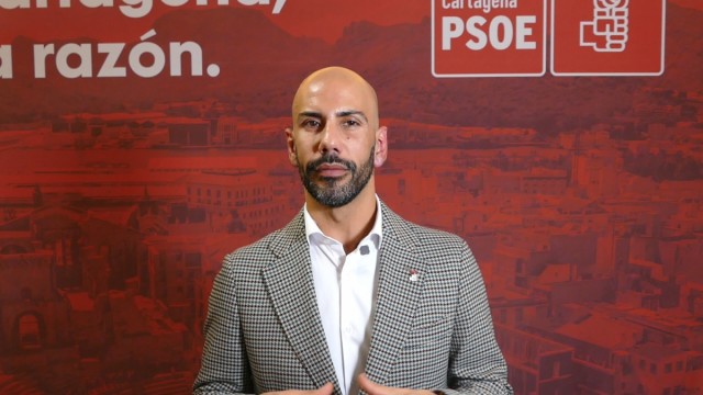 El PSOE acusa a Arroyo de 