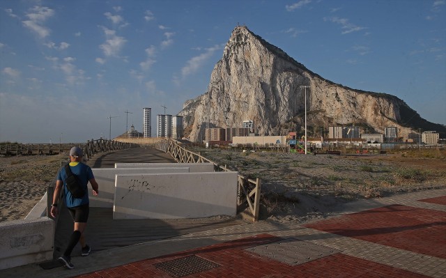 ¿Descolonizará Gibraltar el ministro Urtasun?