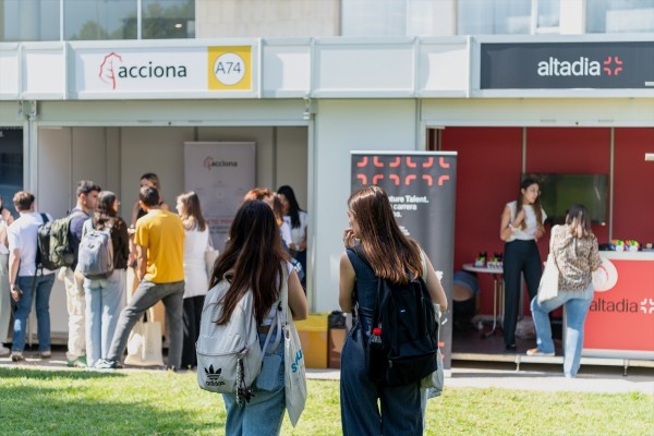 El trabajo que no encuentra a las personas