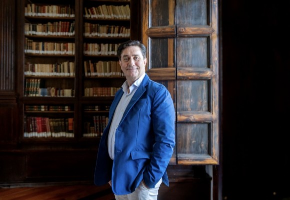 Juventino Jiménez, nuevo presidente del Colegio de Farmacéuticos de Valencia tras ganar las elecciones