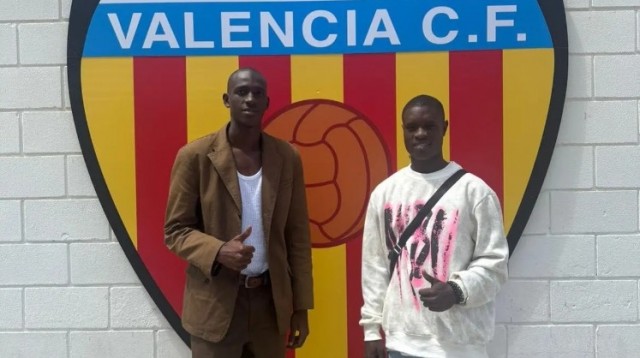 Aba Ali y Gaël Mougnol, a prueba en La Academia del Valencia CF